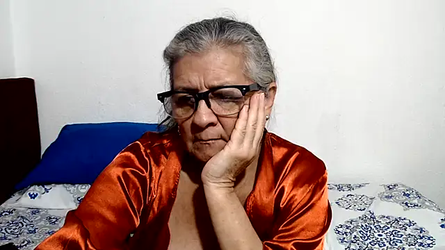 Živá chatovací místnost candy_mature_
