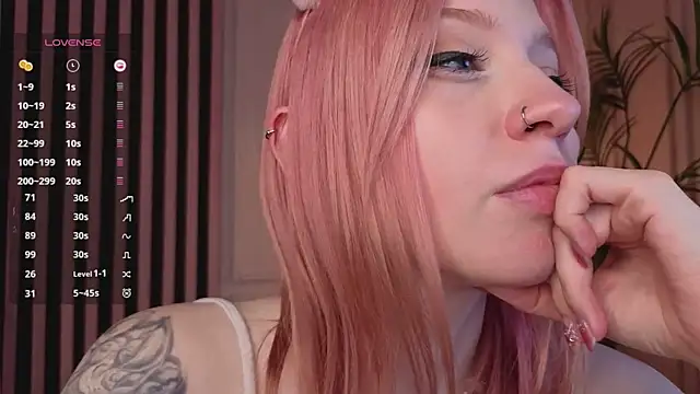 arielabradberry's Live Chat Room