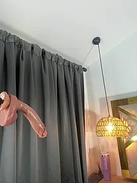 Angel_Perv – Naživo chatovacia miestnosť