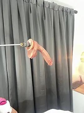 Angel_Perv Adlı Modelin Canlı Sohbet Odası
