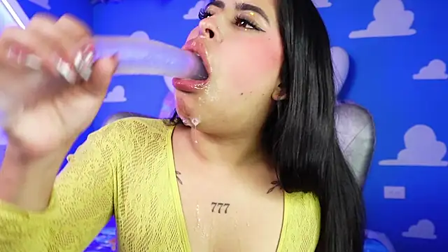Živá chatovací místnost miss___anya