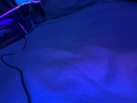חדר צ'אט בשידור חי של WetjuicypusyQT