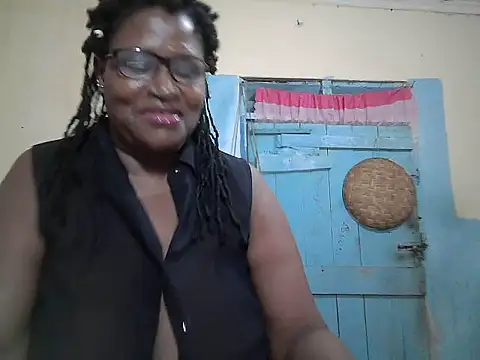 Živá chatovací místnost sexy_bigboobss