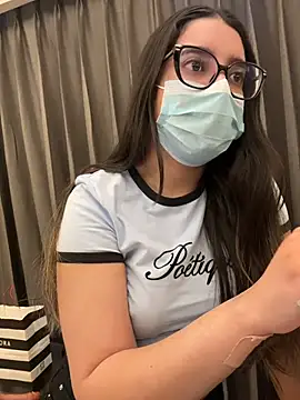 jAsMinE678 – live chatrum