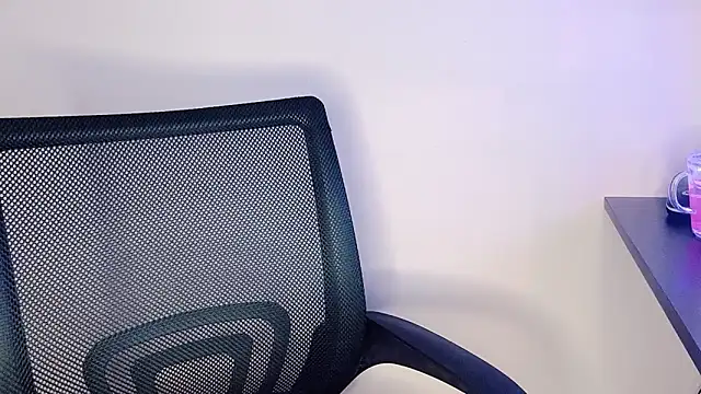 Baenee 실시간 채팅방