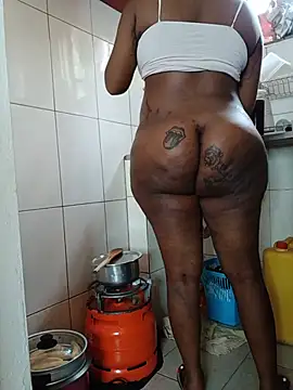 Babez_show Adlı Modelin Canlı Sohbet Odası