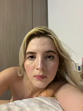 Maia_Collinsのライブチャットルーム