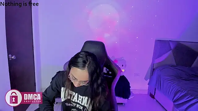Alana_Pherson – Naživo chatovacia miestnosť