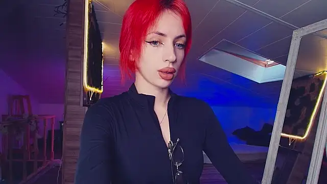 Meowroslava Adlı Modelin Canlı Sohbet Odası
