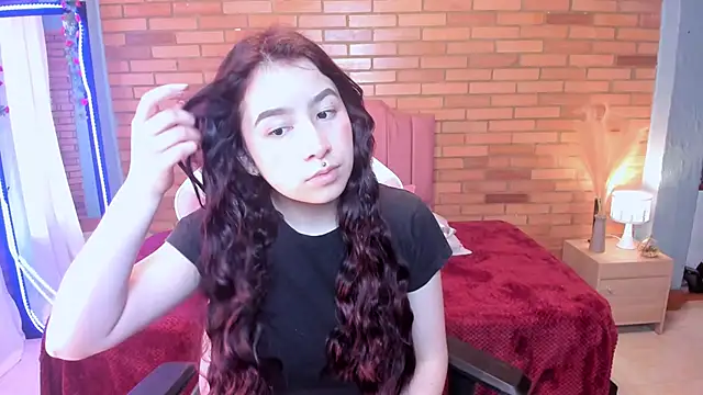 Amy_joones Live Chatraum