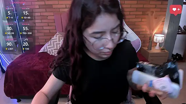 Amy_joones Live chatroom