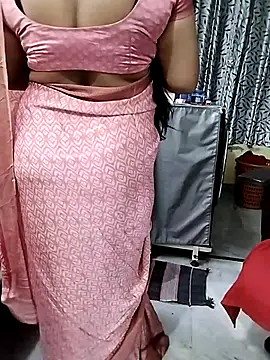 ห้องแชทสดของ sravyasexyy