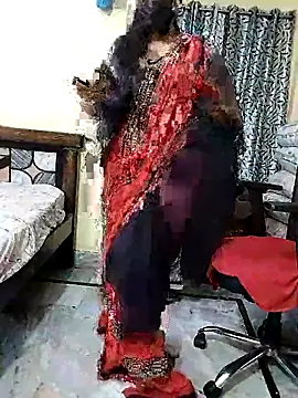 sravyasexyy Adlı Modelin Canlı Sohbet Odası