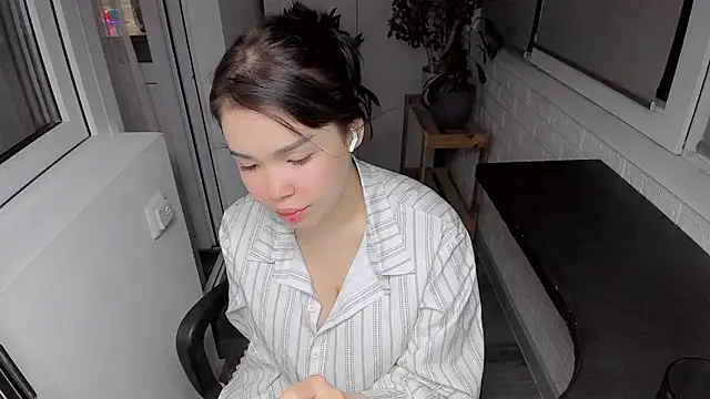 Živá chatovací místnost arisumoon