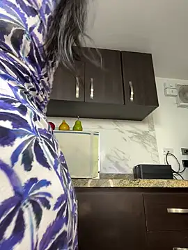 kalpanaaishaa Chat Room in diretta