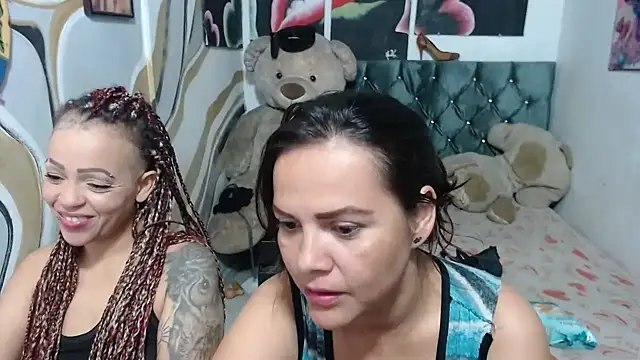 manzanahot9's Live Chat Room