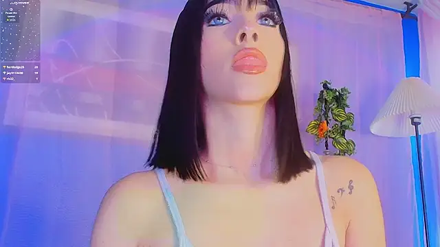 liccy_hall – live chatrum