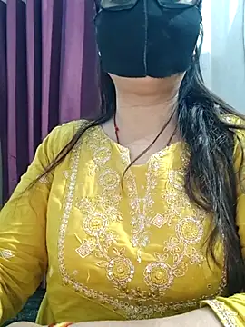 Aishwaryaa_69 – Naživo chatovacia miestnosť
