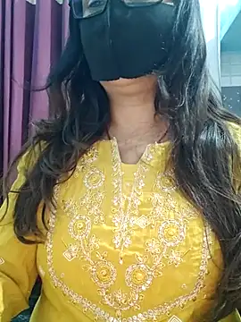 Aishwaryaa_69 실시간 채팅방