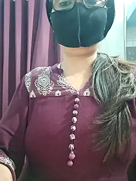 ห้องแชทสดของ Aishwaryaa_69