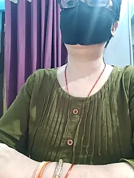 Pokój czatu na żywo – Aishwaryaa_69