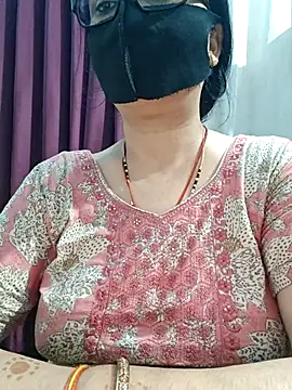 Aishwaryaa_69 – Naživo chatovacia miestnosť