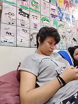 Sala de chat ao vivo de AddisonAndCouple
