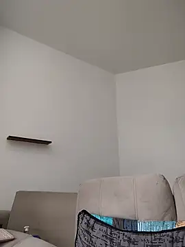 Dani_javi élő chatszobája