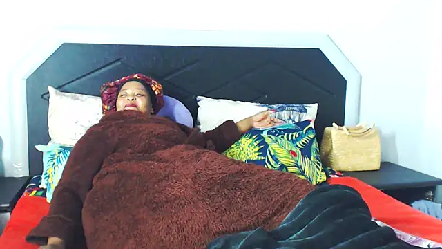 Bulkyyass Adlı Modelin Canlı Sohbet Odası