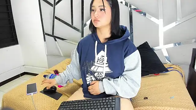 Catherinee69_x чат на живо