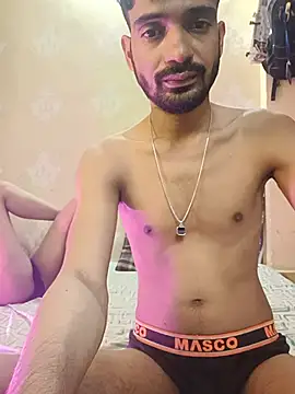 saggy1218 Live Sex Cam Show
