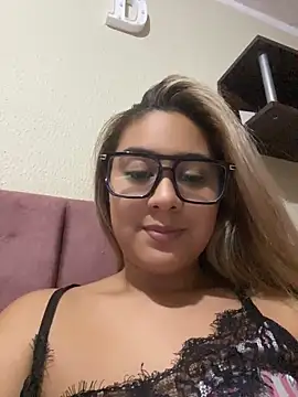 Chat ao vivo de Miabonnett_