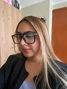 Miabonnett_ – live chatrum