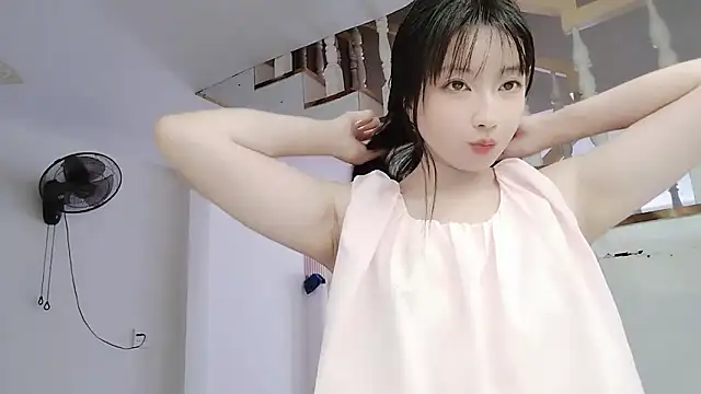 Nery_Asian – live chatrum