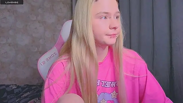 Živá chatovací místnost Milia_Parker