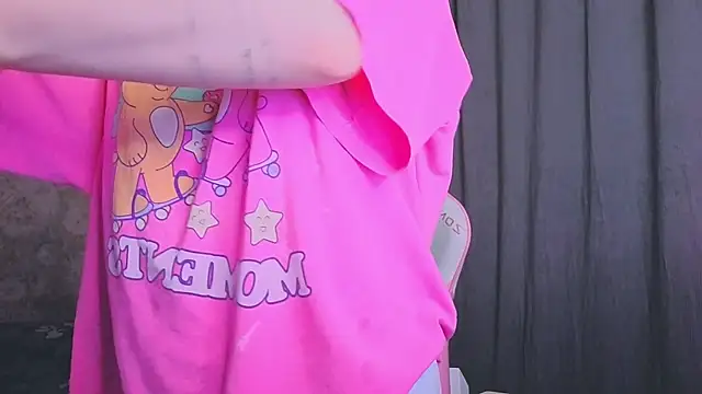 Živá chatovací místnost Milia_Parker