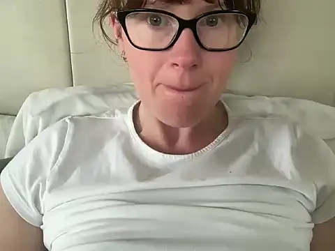redheadrosie69のライブチャットルーム