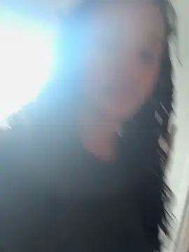 Živá chatovací místnost bambigirlxx