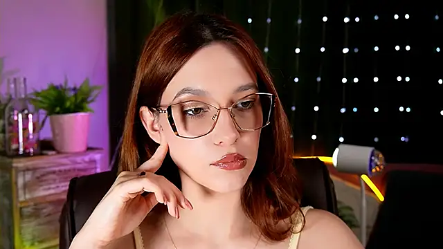LolaLemona Live Chatraum
