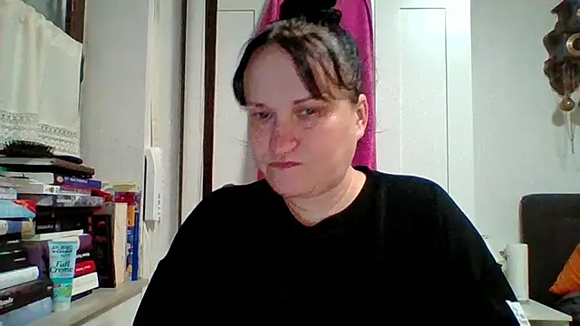 _squirty_cum_lady_ – Kamerová šou