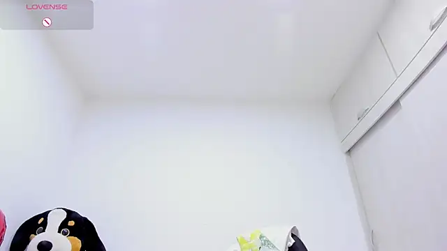 Amelia_Debora_Antonella чат на живо