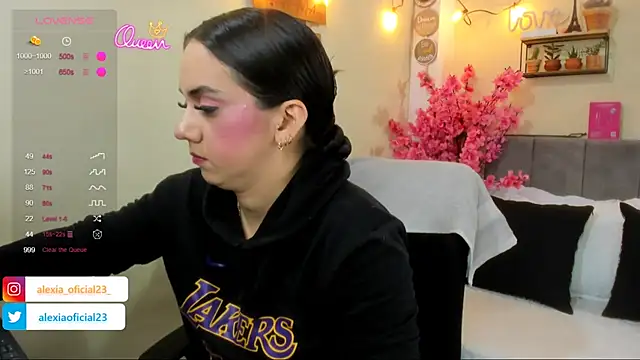 Alexia_Queen – Naživo chatovacia miestnosť