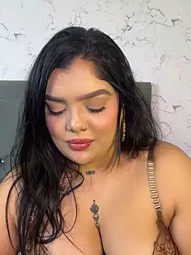 غرفة دردشة Brhiana_Williamms المباشرة
