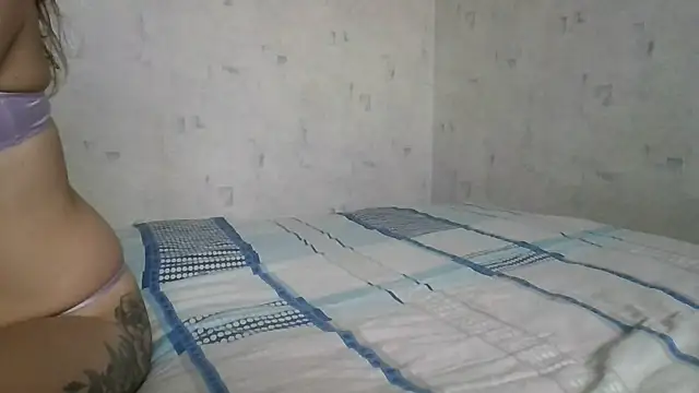AngelinaLove28 실시간 채팅방
