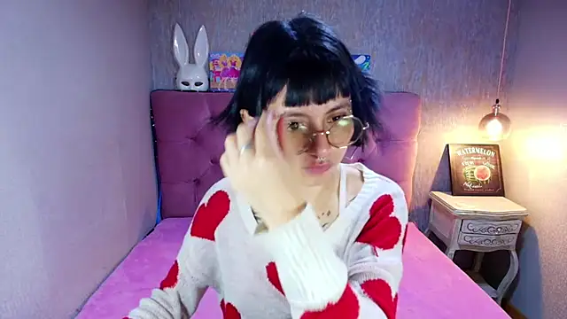 غرفة دردشة charlottemoonxz المباشرة