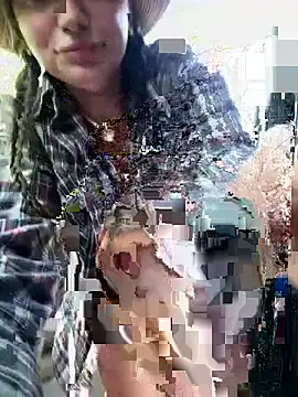 MooonReal Live Chatraum