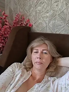 Živá chatovací místnost stellahere8