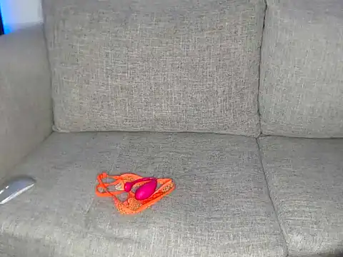 mochamommy Adlı Modelin Canlı Sohbet Odası