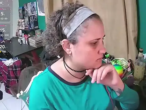 غرفة دردشة lolalicious_758 المباشرة