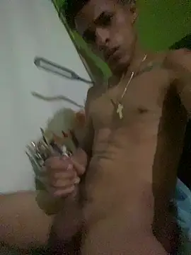 7ShaunkHend_ লাইভ চ্যাট রুম